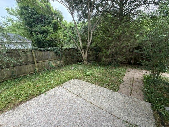 905 Patio Dr, Nashville, TN 37214