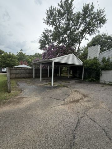 905 Patio Dr, Nashville, TN 37214