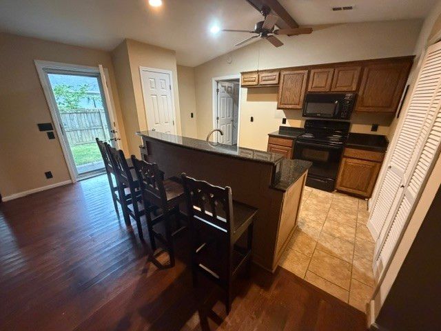 905 Patio Dr, Nashville, TN 37214