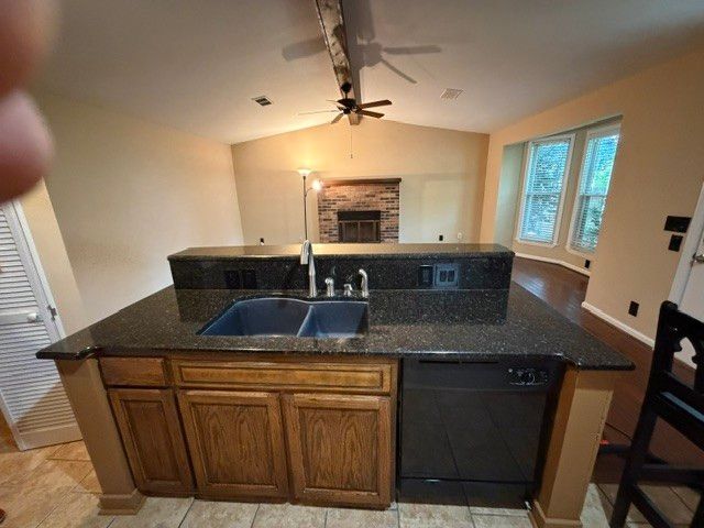 905 Patio Dr, Nashville, TN 37214