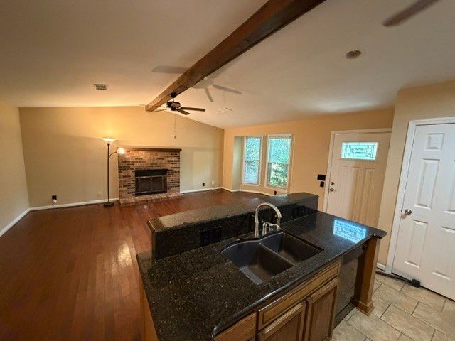 905 Patio Dr, Nashville, TN 37214