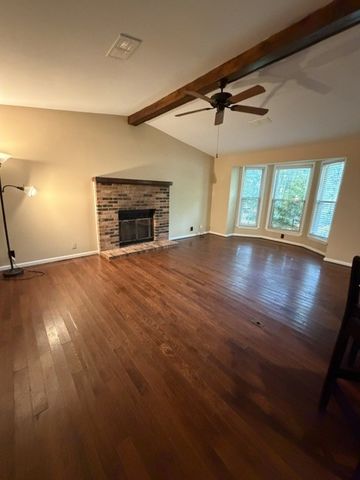 905 Patio Dr, Nashville, TN 37214