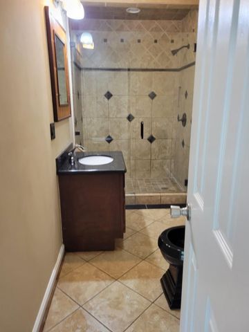 905 Patio Dr, Nashville, TN 37214