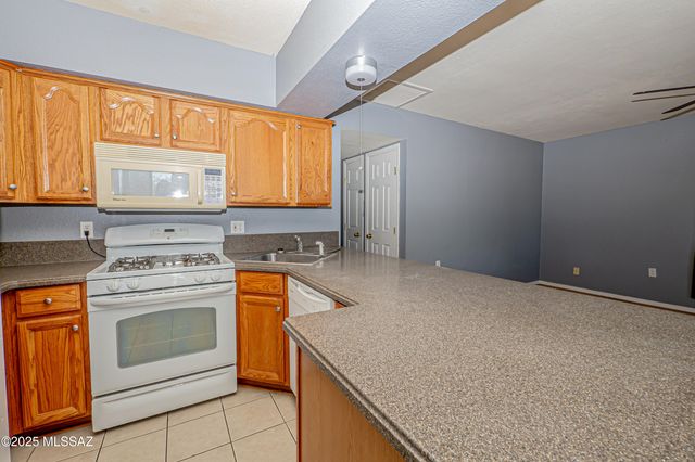 2030 N Calle Montecito, Safford, AZ 85546