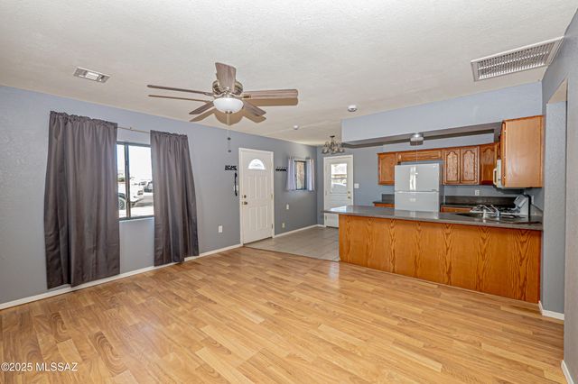 2030 N Calle Montecito, Safford, AZ 85546