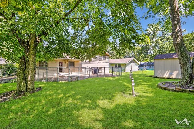 135 Jeffery Lane, Schaumburg, IL 60193