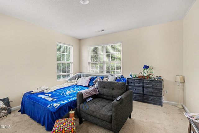 142 Queensberry Court, Greensboro, NC 27405