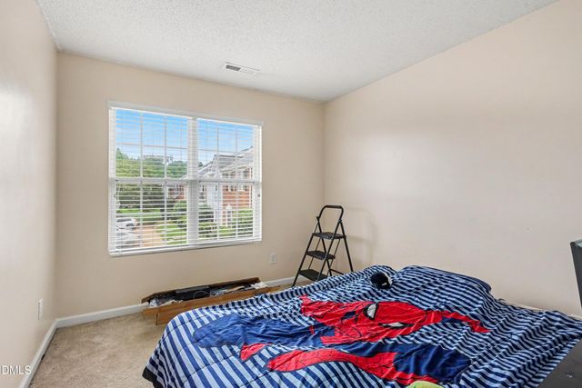 142 Queensberry Court, Greensboro, NC 27405