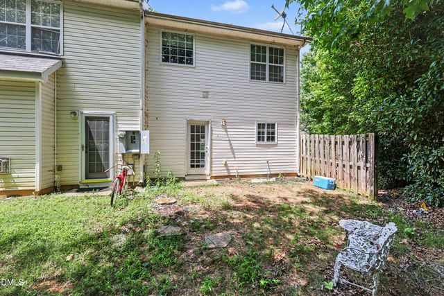 142 Queensberry Court, Greensboro, NC 27405