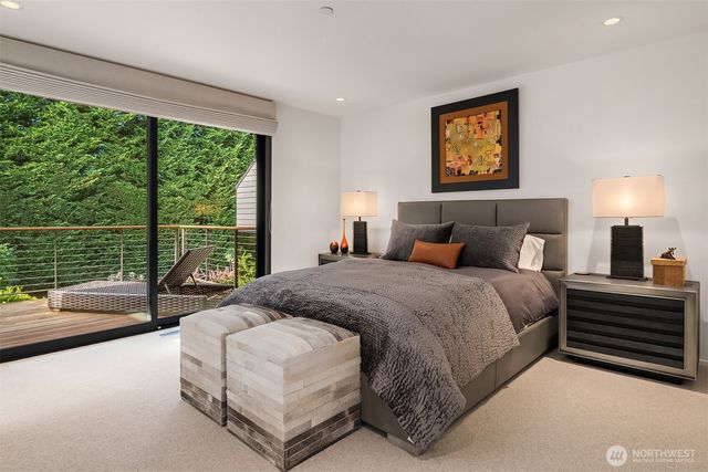 7374 SE 71st Street, Mercer Island, WA 98040