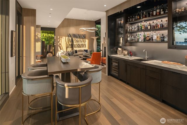 7374 SE 71st Street, Mercer Island, WA 98040