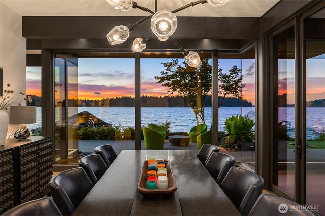 7374 SE 71st Street, Mercer Island, WA 98040