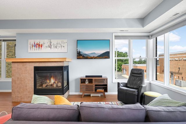 100 4th Avenue N 112, South Saint Paul, MN 55075