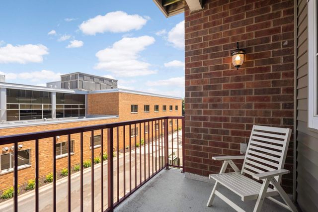 100 4th Avenue N 112, South Saint Paul, MN 55075