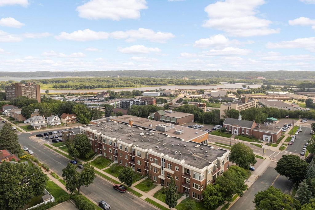 100 4th Avenue N 112, South Saint Paul, MN 55075