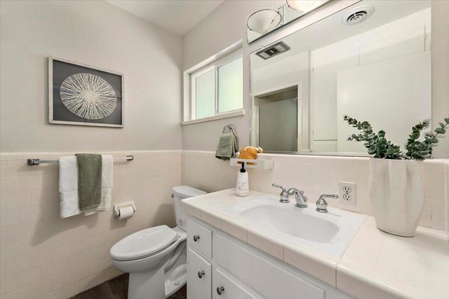 20805 Greenleaf Drive, Cupertino, CA 95014