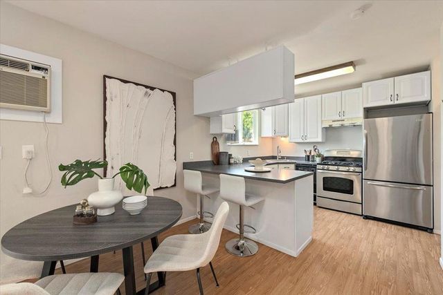 20805 Greenleaf Drive, Cupertino, CA 95014
