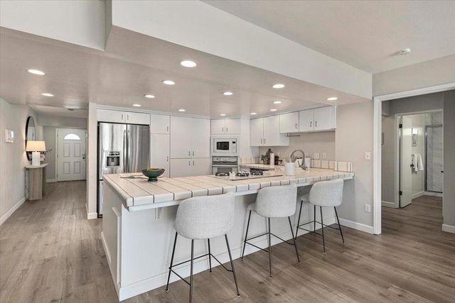 20805 Greenleaf Drive, Cupertino, CA 95014