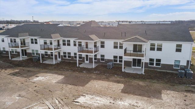 742 Crescent Landing, 1-303, Walton, KY 41094