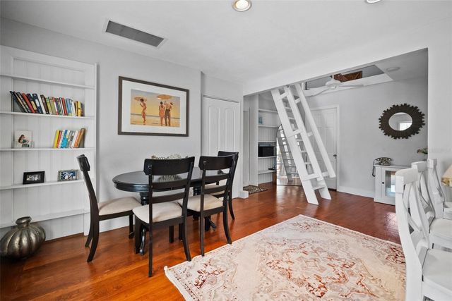 813 HUDSON AVENUE, Sarasota, FL 34236