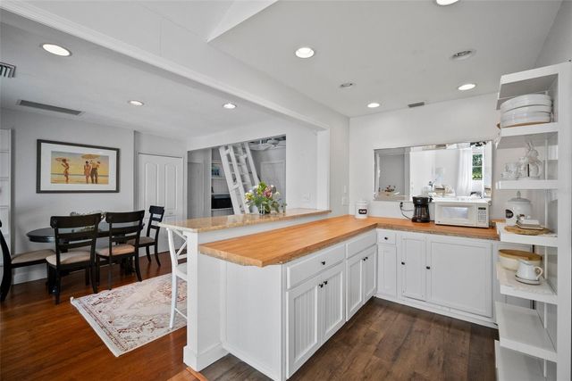 813 HUDSON AVENUE, Sarasota, FL 34236