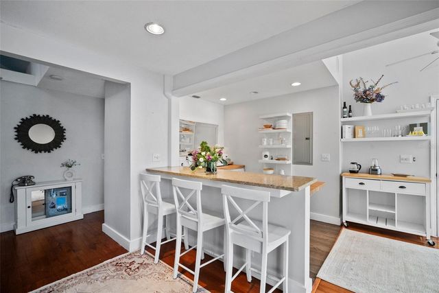 813 HUDSON AVENUE, Sarasota, FL 34236