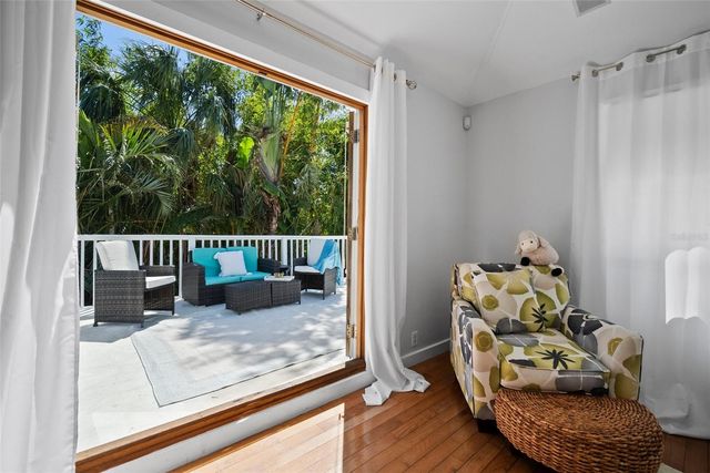 813 HUDSON AVENUE, Sarasota, FL 34236