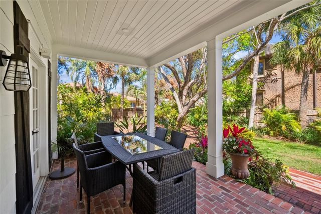 813 HUDSON AVENUE, Sarasota, FL 34236