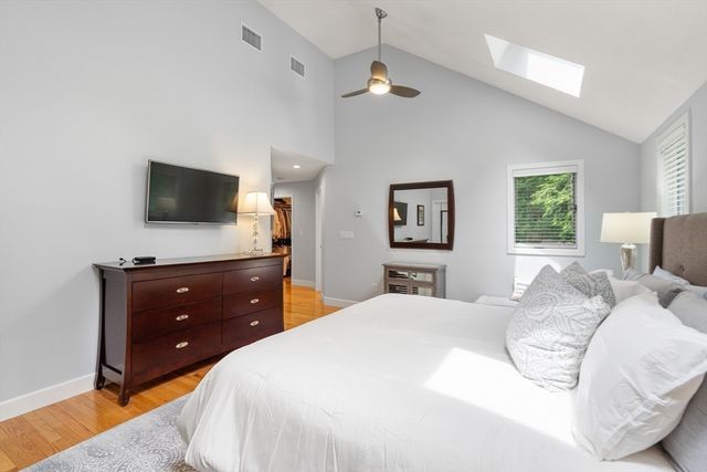 21 Forest Lane, Manchester, MA 01944