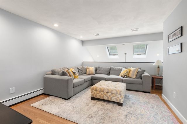 21 Forest Lane, Manchester, MA 01944