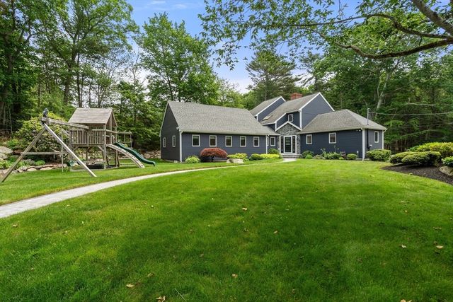 21 Forest Lane, Manchester, MA 01944