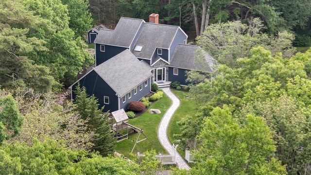 21 Forest Lane, Manchester, MA 01944