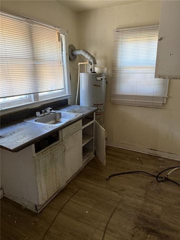 2006 Edwards Avenue, Mobile, AL 36617