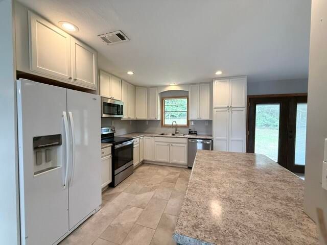 4064 Main, Anacoco, LA 71403