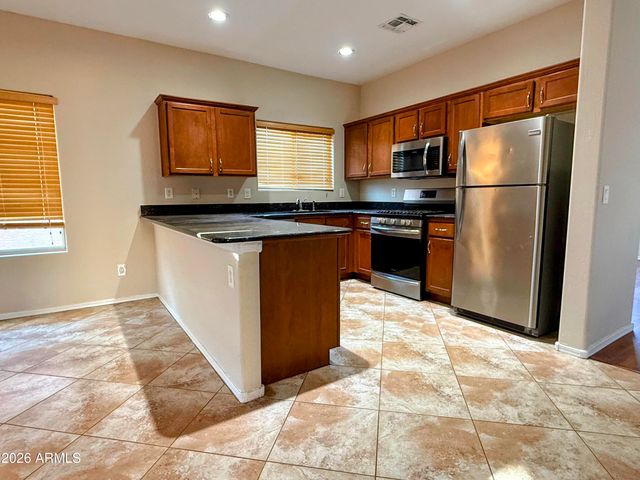 805 W SUNSET Drive, Coolidge, AZ 85128