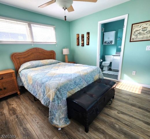 108 W 10Th St, Ship Bottom Boro, NJ 08008