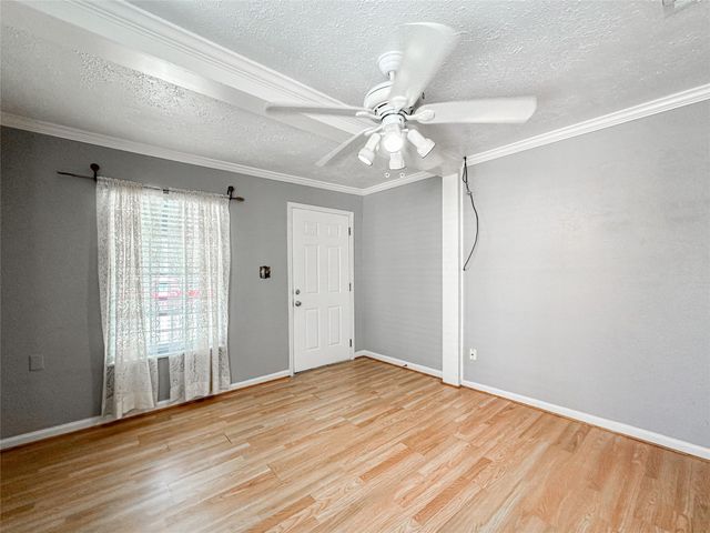 132 Grothe Lane, Houston, TX 77022