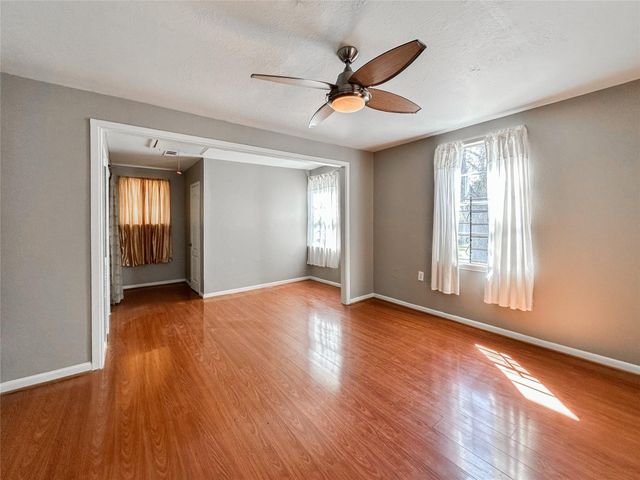 132 Grothe Lane, Houston, TX 77022