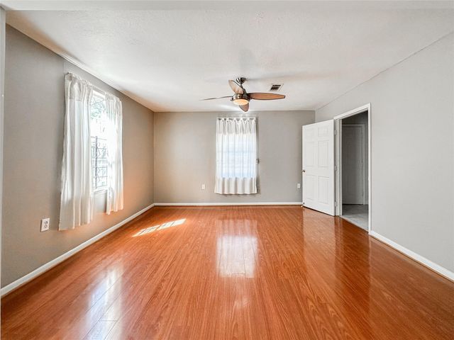 132 Grothe Lane, Houston, TX 77022