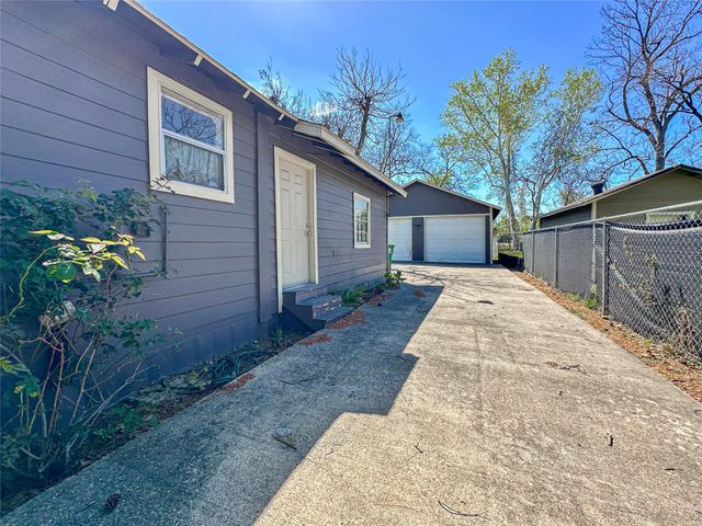 132 Grothe Lane, Houston, TX 77022