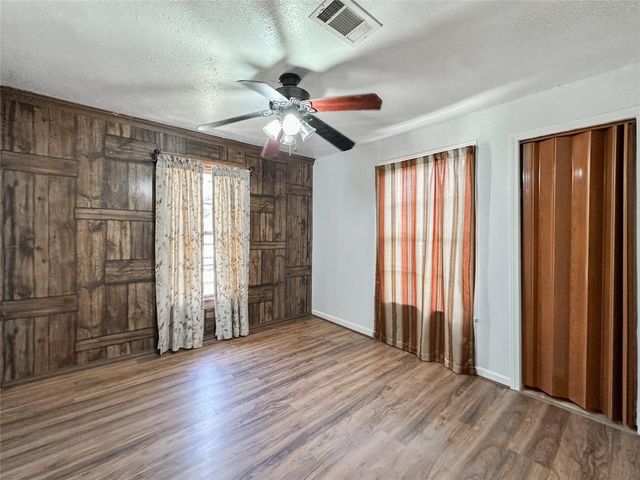 132 Grothe Lane, Houston, TX 77022