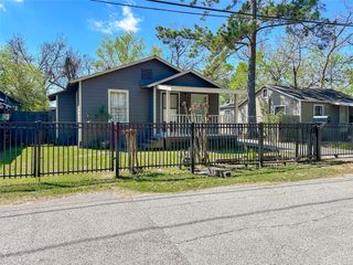 132 Grothe Lane, Houston, TX 77022