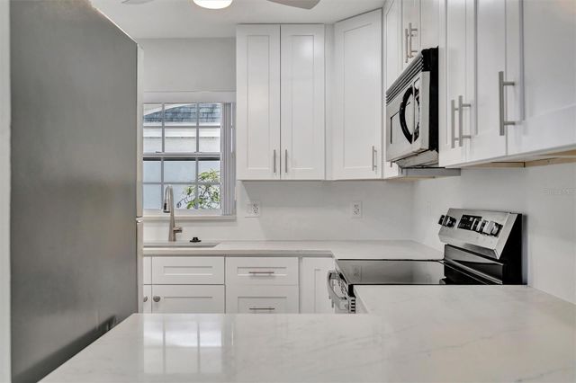 9819 HERNANDO COURT 29-A, Bradenton, FL 34210