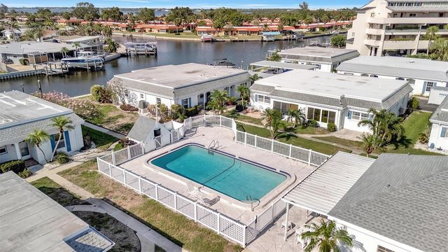 9819 HERNANDO COURT 29-A, Bradenton, FL 34210