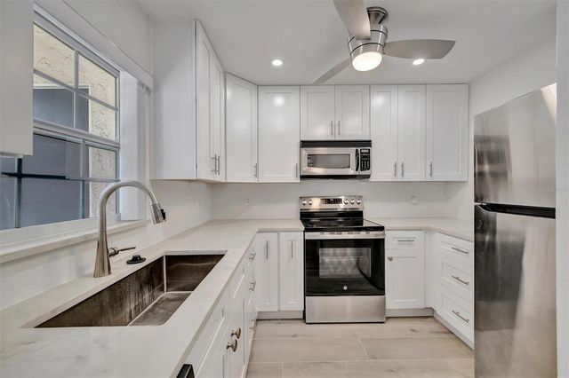 9819 HERNANDO COURT 29-A, Bradenton, FL 34210