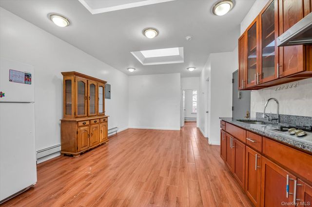 8421 7th Avenue, Brooklyn, NY 11228