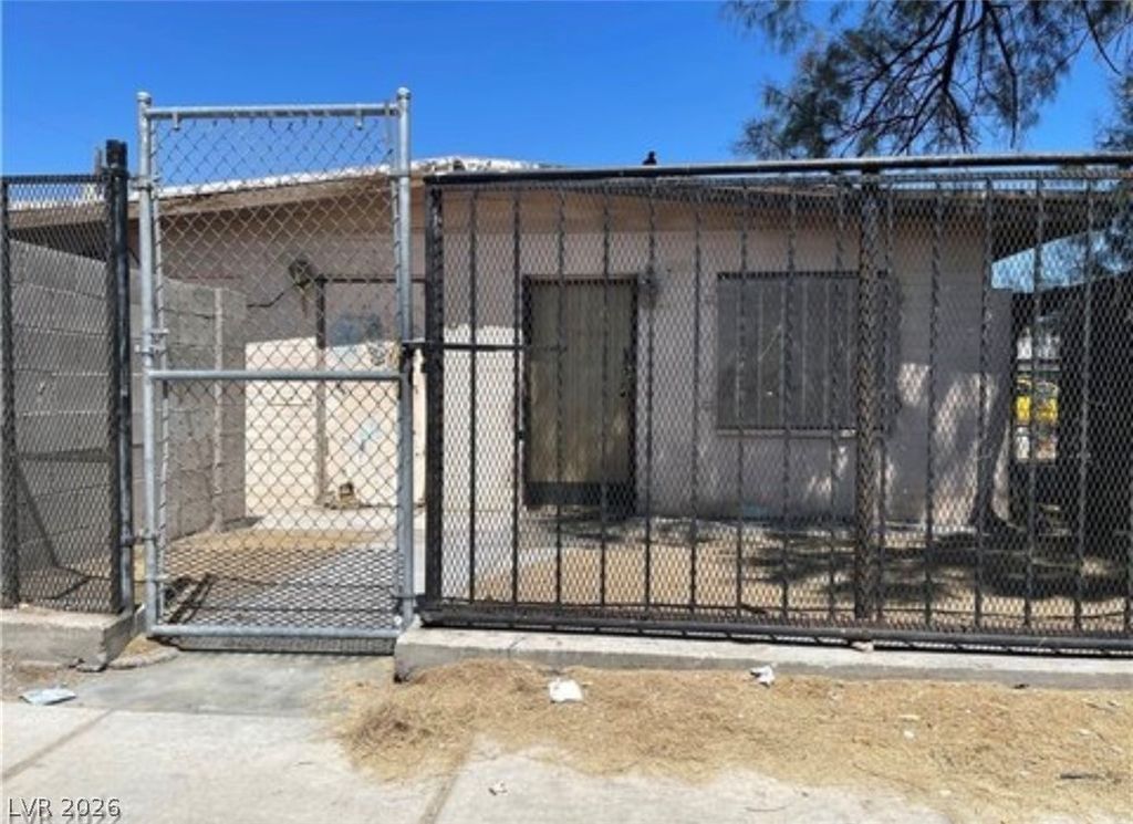 720 West Wilson Avenue, Las Vegas, NV 89106 — exterior