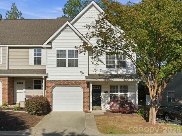 790 Rock Lake Glen, Fort Mill, SC 29715