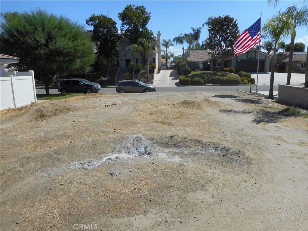 7 SWAN POINT, Canyon Lake, CA 92587 — photo 5