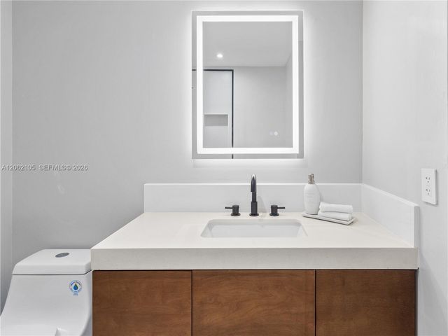 9853 Costa Del Sol Boulevard 103F, Doral, FL 33178